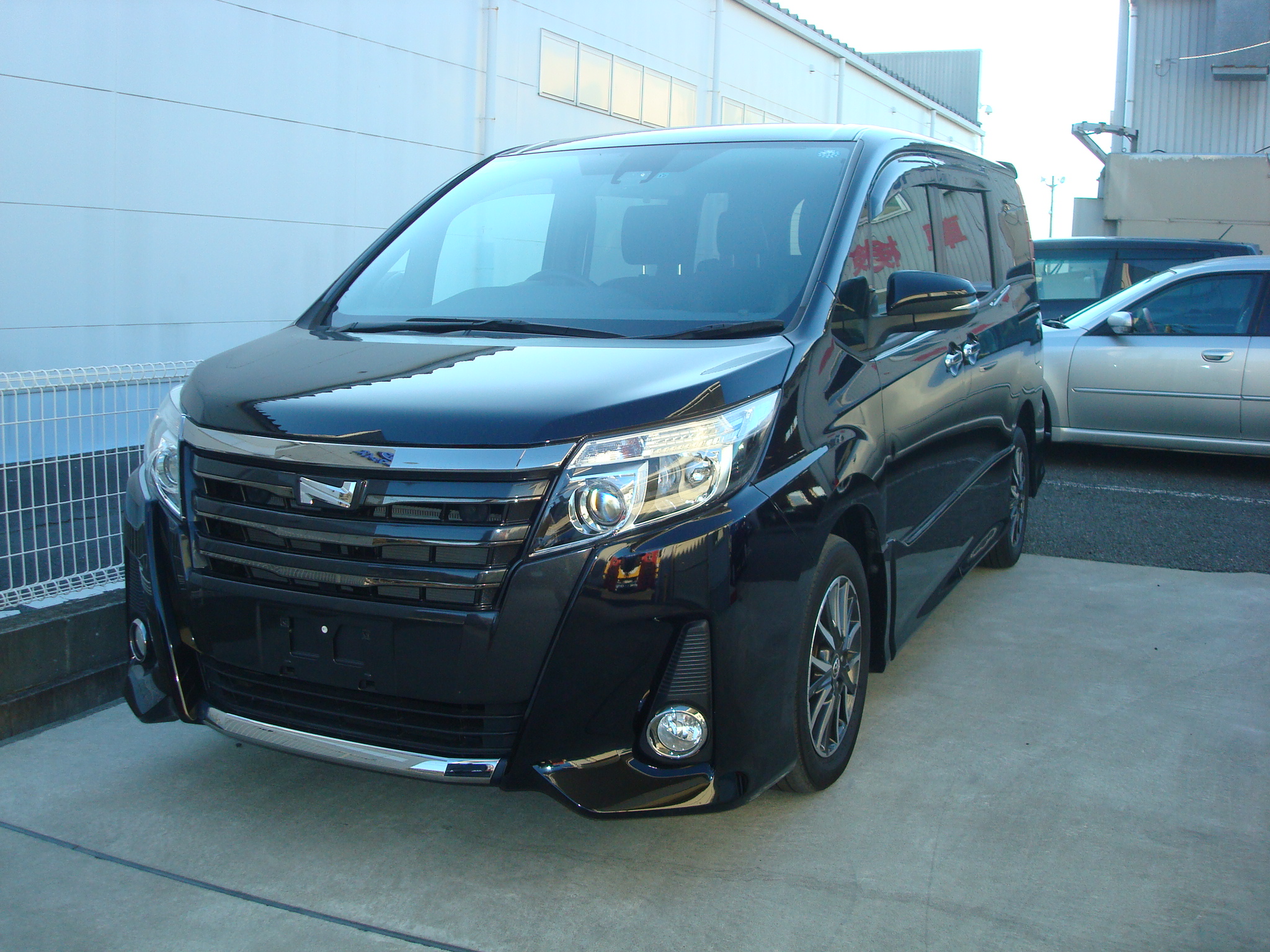 ノア Si WxBトヨタセーフティセンス